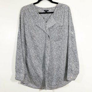 AnnTaylor Black White Long Tab Sleeve Button Front